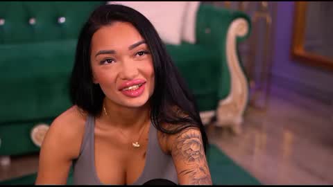 Snapshot of sashaferrera chatting on February 24, 6:58 pm Dennise online show from February 24, 6:58 pm