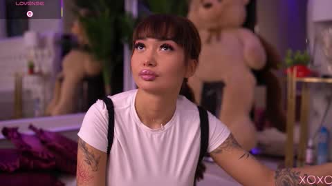 Snapshot of sashaferrera chatting on October 10, 6:57 pm Dennise online show from October 10, 6:57 pm