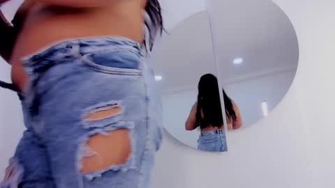 Manuela  online show from October 8, 4:39 am