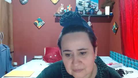 S A S H A R O S E online show from October 7, 2:10 pm