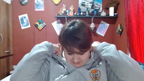 S A S H A R O S E online show from October 8, 2:21 pm