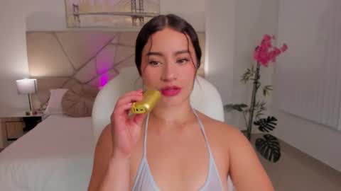 Snapshot of saskia_litt chatting on September 9, 4:12 am saskia litt online show from September 9, 4:12 am