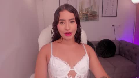 Snapshot of saskia_litt chatting on October 3, 3:55 am saskia litt online show from October 3, 3:55 am