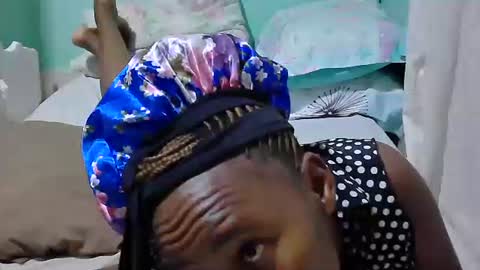 sassy_bella online show from January 13, 6:27 am