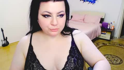 Queen Of The Damned online show from May 19, 1:56 am