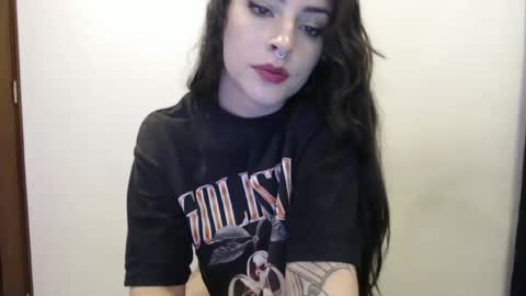 Nia online show from January 7, 10:52 pm