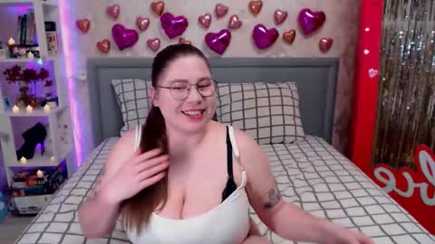 Stacy online show from February 13, 1:07 am