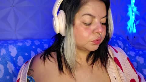 Gina George online show from December 5, 12:41 am