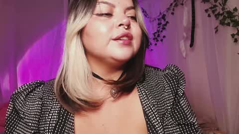 Gina George online show from January 8, 12:28 am