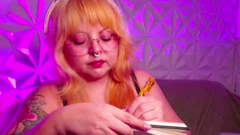 Gina George online show from September 22, 11:03 pm