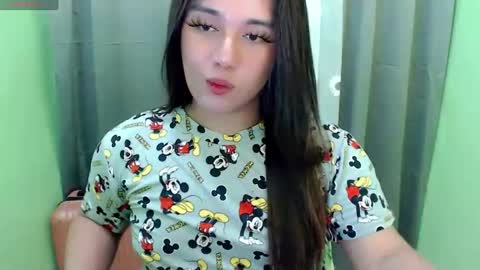 clara online show from December 11, 8:26 am