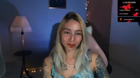I AM JENN  online show from February 1, 2:26 am