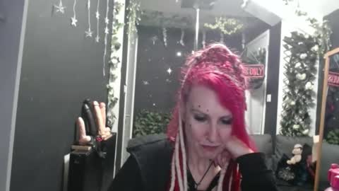 SaucySky online show from March 8, 2:04 am