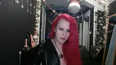 SaucySky online show from December 28, 9:08 pm