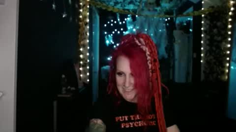 Snapshot of saucysky chatting on October 14, 9:50 pm SaucySky online show from October 14, 9:50 pm