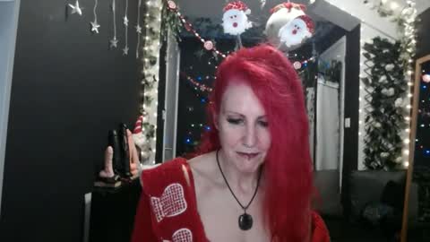 SaucySky online show from December 13, 9:30 pm