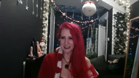 SaucySky online show from December 26, 8:42 pm