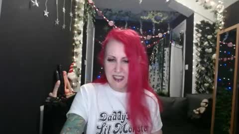 SaucySky online show from January 2, 9:18 pm