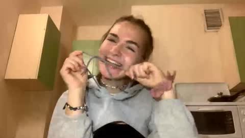 Martha online show from October 20, 3:15 pm