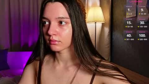 savannah_h online show from August 1, 8:44 pm