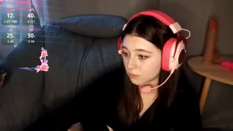 Snapshot of savannasotos chatting on October 15, 3:58 pm Sophie online show from October 15, 3:58 pm