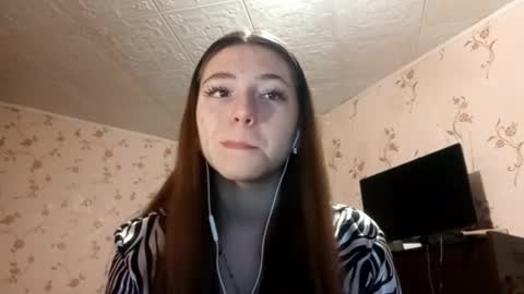 Snapshot of savannasotos chatting on September 17, 1:20 pm Sophie online show from September 17, 1:20 pm