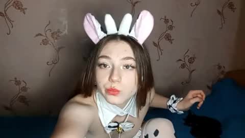 Snapshot of savannasotos chatting on October 3, 3:50 pm Sophie online show from October 3, 3:50 pm