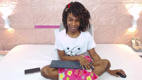 savory_pussy18 online show from January 3, 1:14 pm