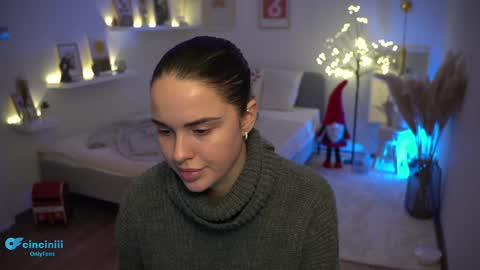 Naomi online show from December 29, 7:43 pm