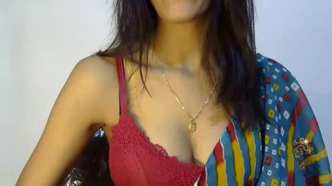 Snapshot of saxee_love chatting on December 13, 8:32 am saxee online show from December 13, 8:32 am