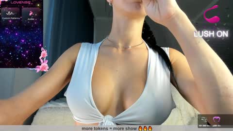 Snapshot of sayame88 chatting on January 30, 4:16 am Im Sayame Welcome to my room and lets have a good time together with me I love tokens and fucking online show from January 30, 4:16 am