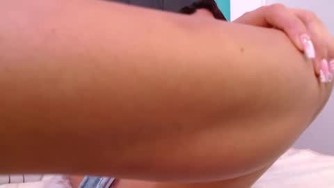 Snapshot of saykimmy chatting on October 10, 5:01 am saykimmy online show from October 10, 5:01 am