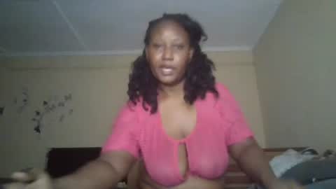 scarlet_25142359 online show from October 4, 12:05 am