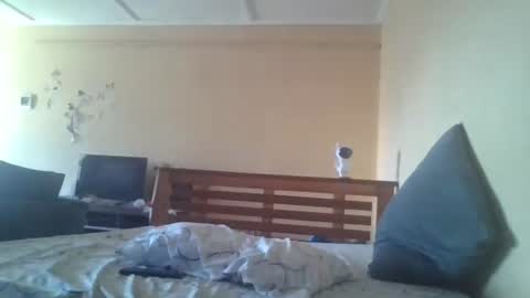 scarlet_25142359 online show from October 26, 2:12 pm