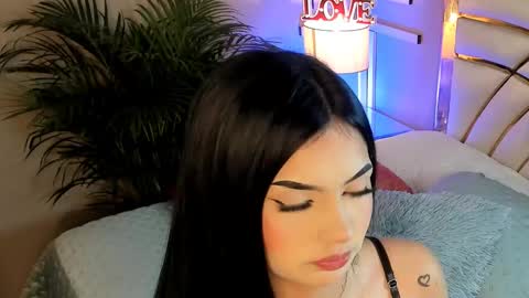 scarlet hill online show from January 22, 1:31 am