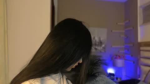 scarlet hill online show from January 17, 12:53 am