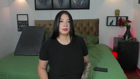 scarlet_ceretti1 online show from December 18, 8:24 pm