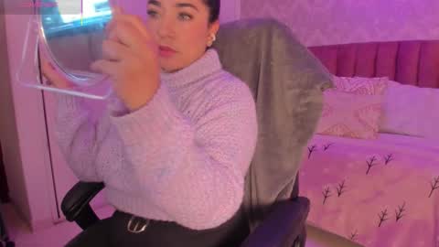 Snapshot of scarlet_miller_1 chatting on September 19, 12:37 pm Celeste online show from September 19, 12:37 pm