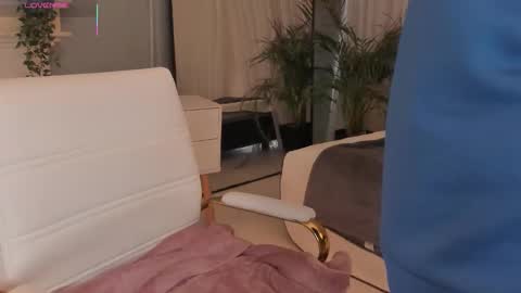 Snapshot of scarlet_miller_1 chatting on September 30, 12:44 pm Celeste online show from September 30, 12:44 pm