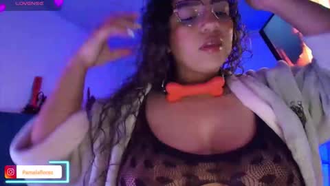 Scarlet online show from October 10, 3:33 am