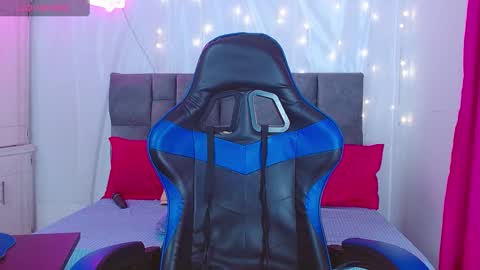 scarlet_sexy12 online show from January 10, 12:47 pm