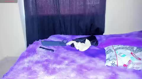 scarlet_tommy online show from October 15, 8:22 pm