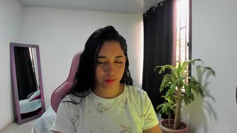 Scarlet Venom online show from October 27, 2:01 pm