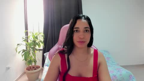 Scarlet Venom online show from November 3, 12:31 pm