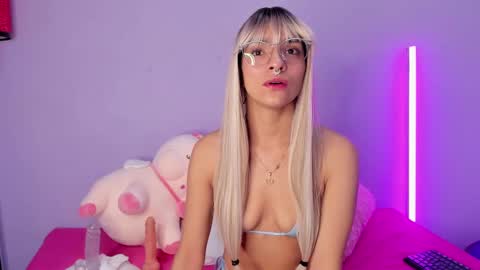 I am  Scarleth  Check mi profile online show from January 26, 12:01 pm