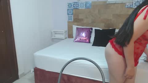 Snapshot of scarletlevis chatting on October 4, 11:05 am scarlet online show from October 4, 11:05 am