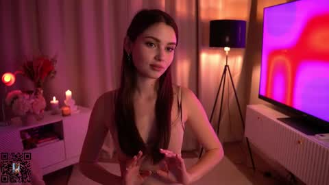 Scarlet online show from January 16, 9:40 pm