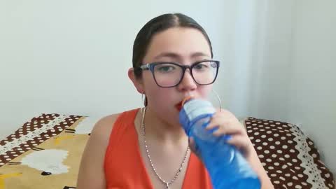 Snapshot of scarletnyx chatting on September 15, 5:09 pm scarletnyx online show from September 15, 5:09 pm