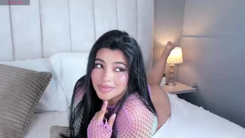 Scarlet online show from October 17, 4:48 am