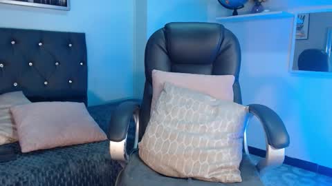 Scarlett online show from October 9, 11:36 am